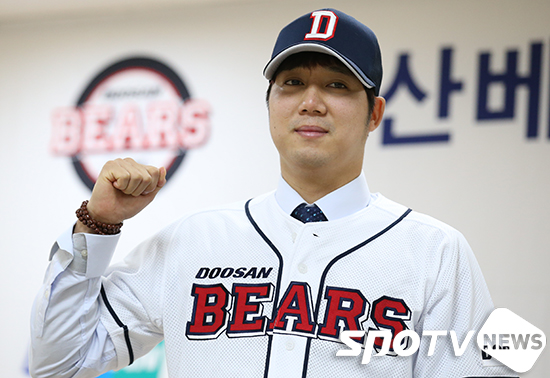 [포토S] 장원준 '부산 사나이 베어스가 되다'