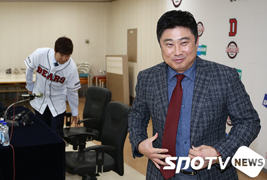 [포토S] 김태형 감독 '전 이만'