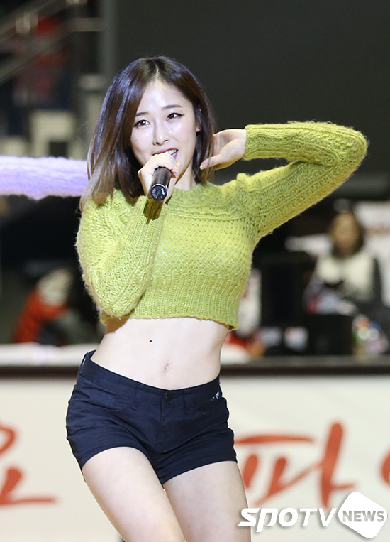[포토S] 트랜디 타미 'S라인 댄스 선보이며'