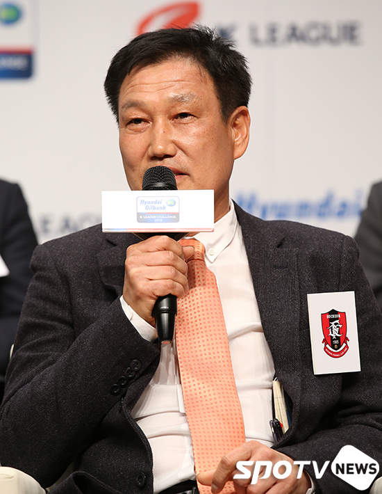 [포토S] 최진한 감독 '축구도시 부천을 위해'