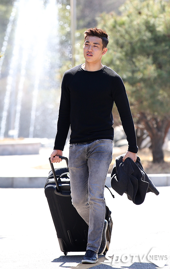 [포토S] 윤석영 '시크한 모습으로'