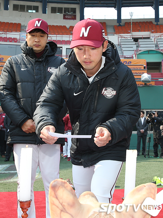 [포토S] 서건창 '올 시즌도 200안타 기원'