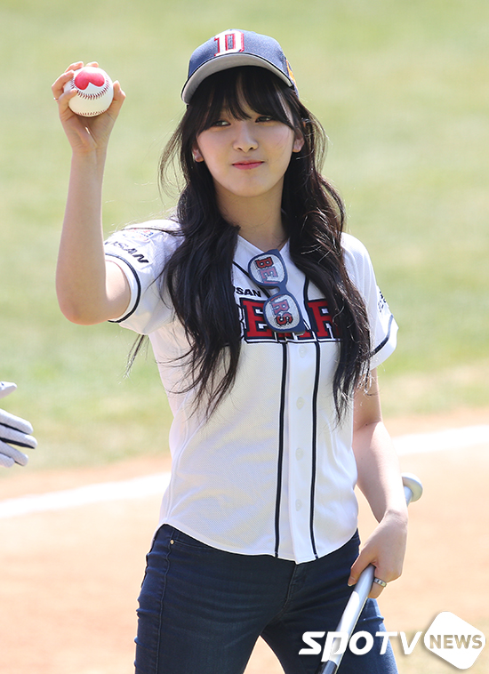 [포토S] AOA 찬미 '시타 마치고 들어갑니다'