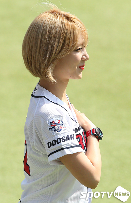 [포토S] AOA 초아 '애국가 부르러 갑니다'