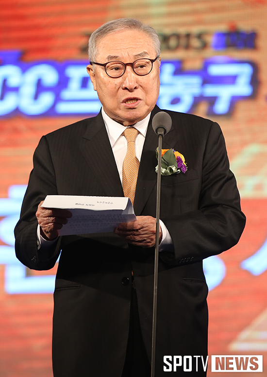 [포토S] 환영사 전하는 KBL 김영기 총재
