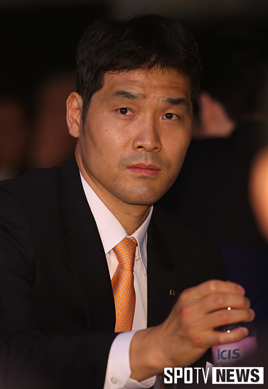 [포토S] 첫 공식석상에 나선 KT 조동현 감독