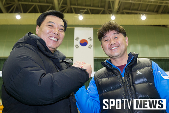 [포토S] 이기훈-민승기 감독 '파이팅 다짐하며'
