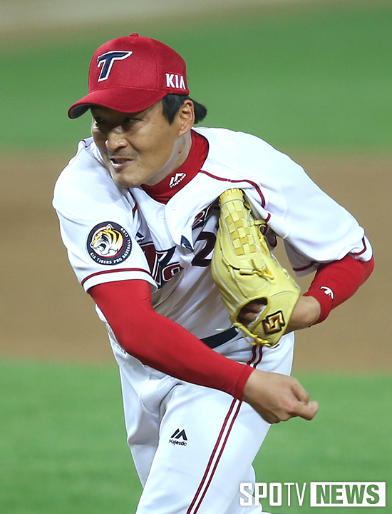 [포토S] 김태영 '더이상의 실점을 막아래'