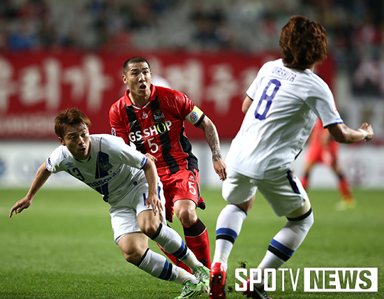 서울, 오사카 원정서 2-3패…ACL 8강 진출 좌절