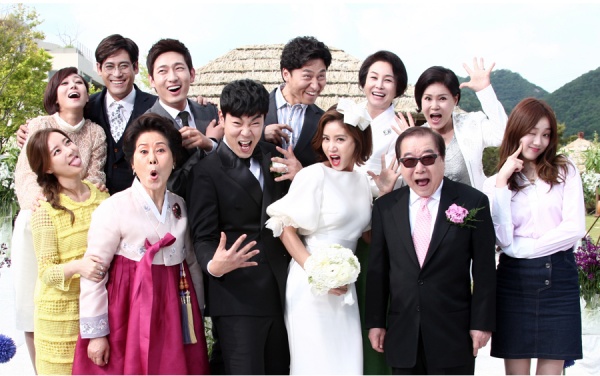<여왕의 꽃> '엽기부터 미소까지' 3종 결혼식 비하인드 컷!