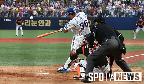 [스토리S] 사진으로 보는 이승엽 400홈런 순간