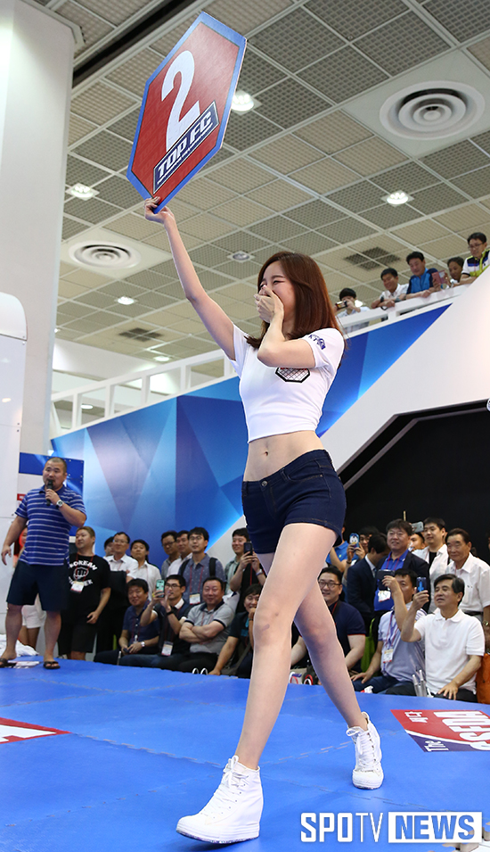 [포토S] 탑걸 김단아 '등장 음악 없어도 씩씩하게'