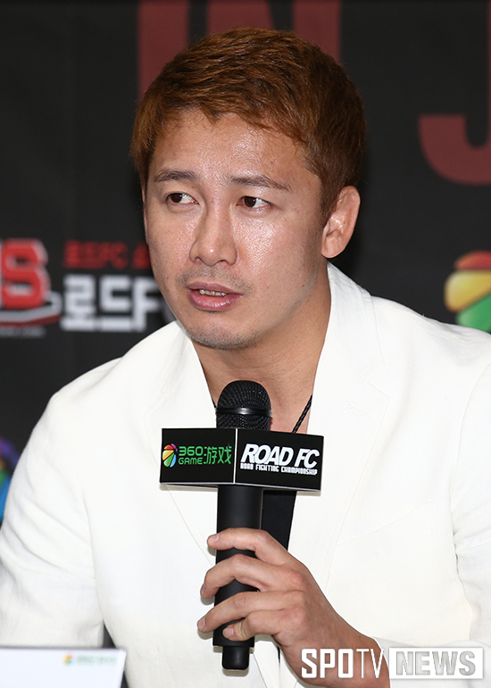 [포토S] 기자회견 하고 있는 정문홍 대표