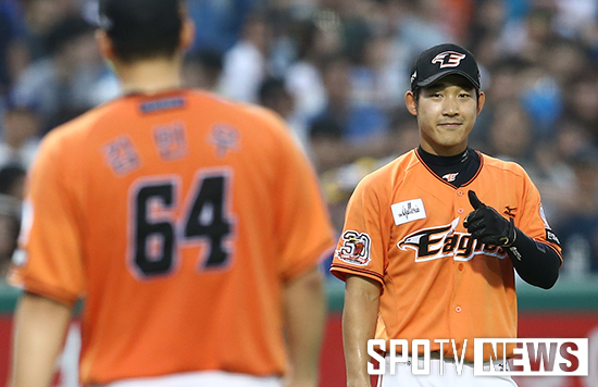 [포토S] 주현상 '김민우 향해 엄지 척!'