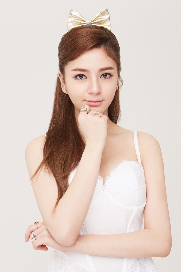 넥센, 15일 롯데전 시구자 가수 샤넌 선정