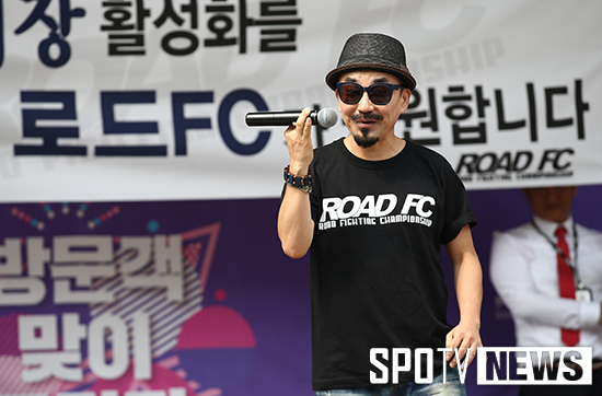 [포토S] 박상민 '관중들 호응 일으키며'