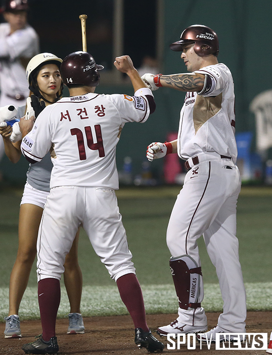 [포토S] 51호 홈런 박병호 'KBO 수준을 넘어섰다'