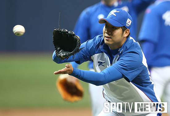 [포토S] 장원준 '이리 오너라'