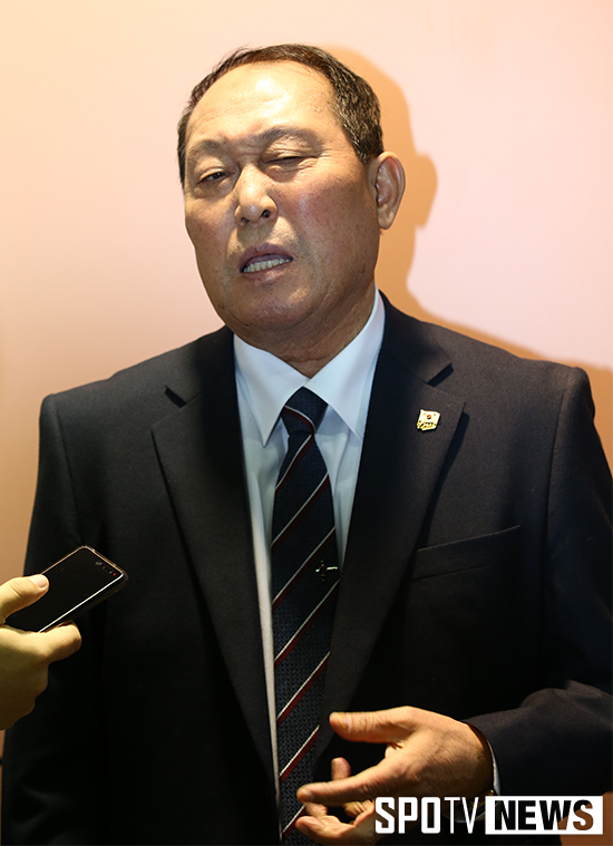 [포토S] 김인식 감독 '아쉬운 한일전을 마치고'