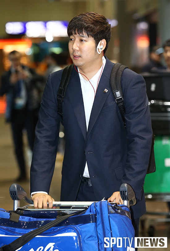 [포토S] 공항에 도착한 장원준