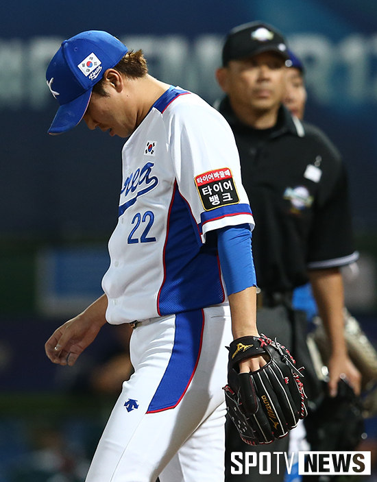 [포토S] 아쉬움에 고개 떨군 우규민