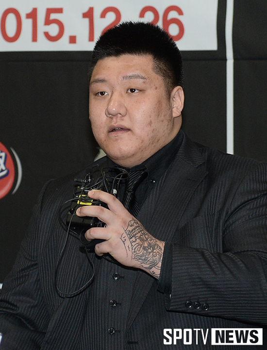 [포토S] 김재훈 '무시무시한 인상'