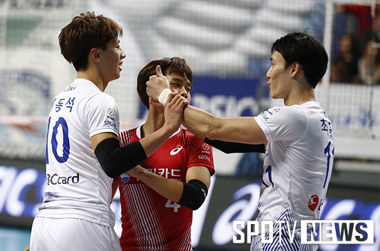 [포토S] 이동석 '엄지 손가락 받을 플레이'