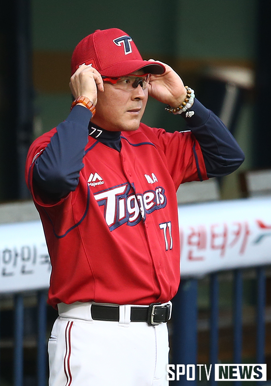 [2015 LOOK BACK] 김기태의 KIA, 그리고 세대교체