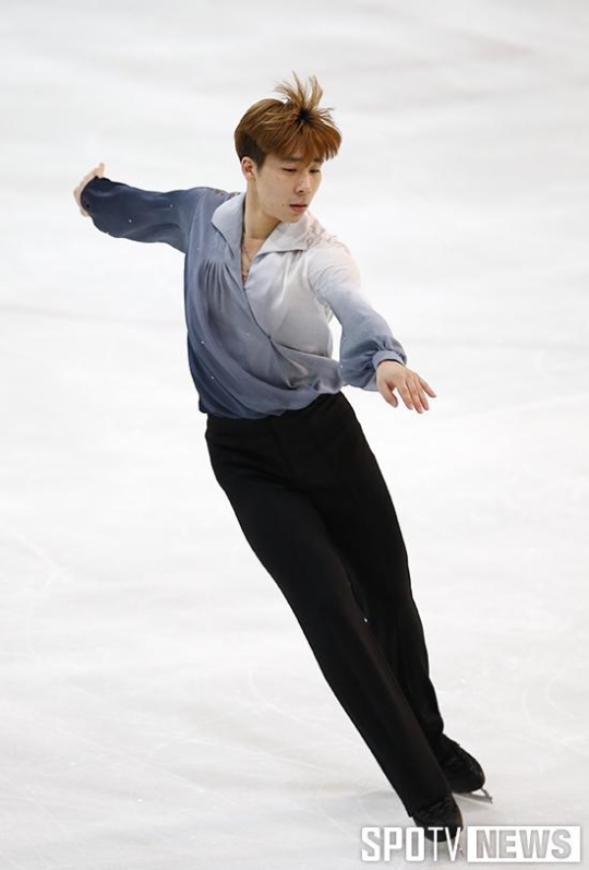 이준형, 4대륙 남자 싱글 쇼트 10위…김진서는 12위