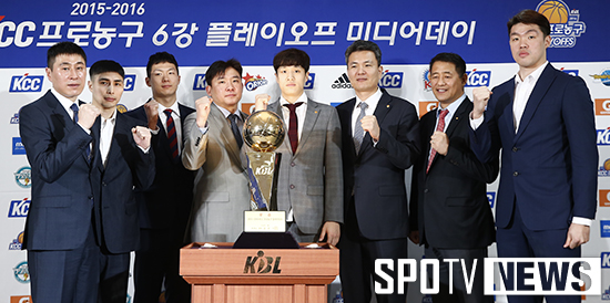 [포토S] '4강은 우리가 간다!'