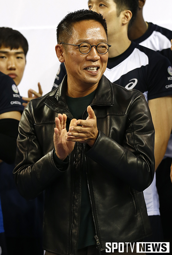[포토S] 박수치는 정태영 부회장