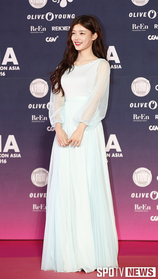'SIA' 김유정 '소녀의 미소'