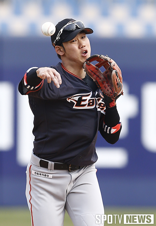[포토S] 하주석 '3루도 가능해요'