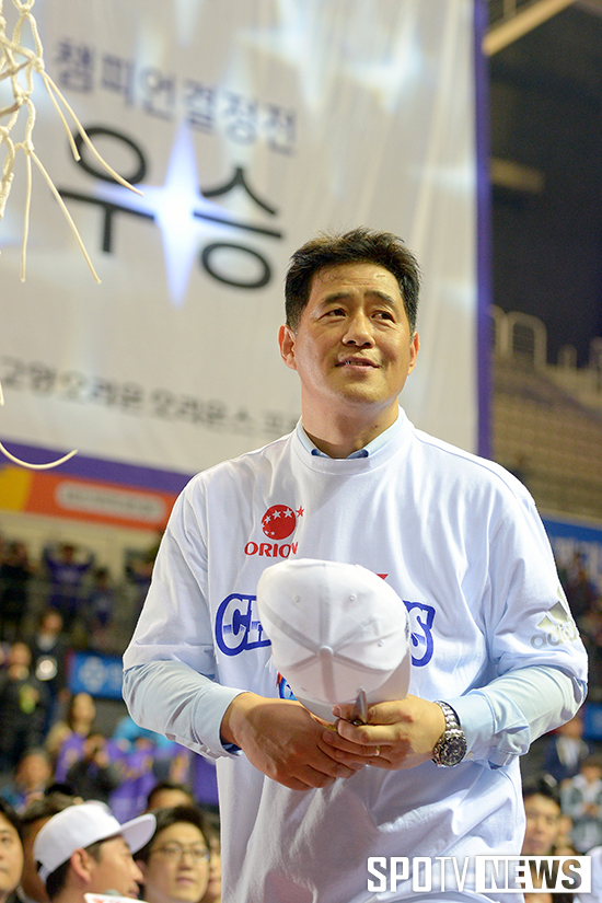 [포토S] 추일승 감독 '꿈에 그리던 우승'