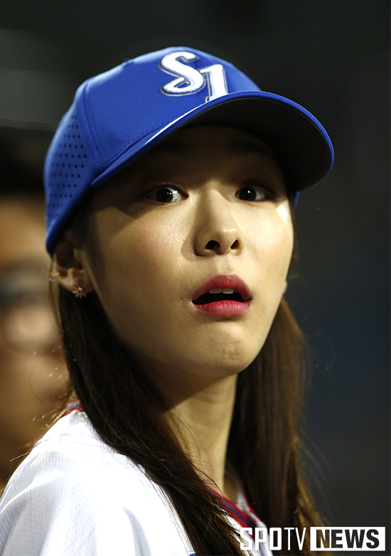 [스토리S] 시구 김연아 ''라팍'에 나타난 여왕님'