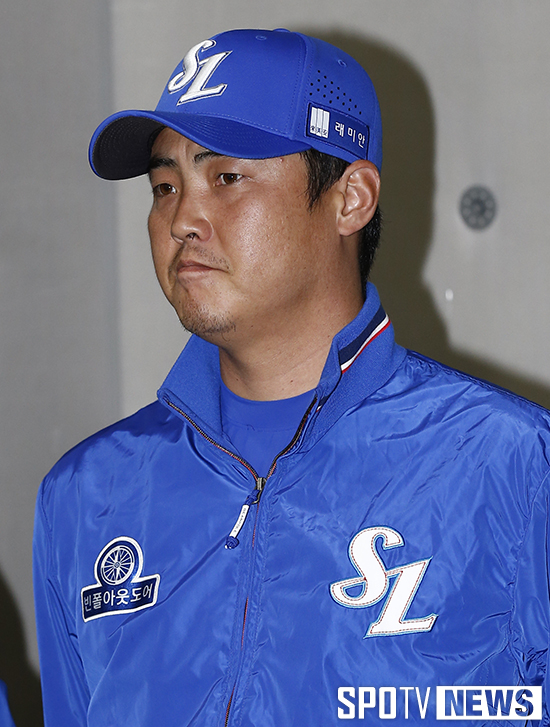 [포토S] 무거운 표정의 안지만