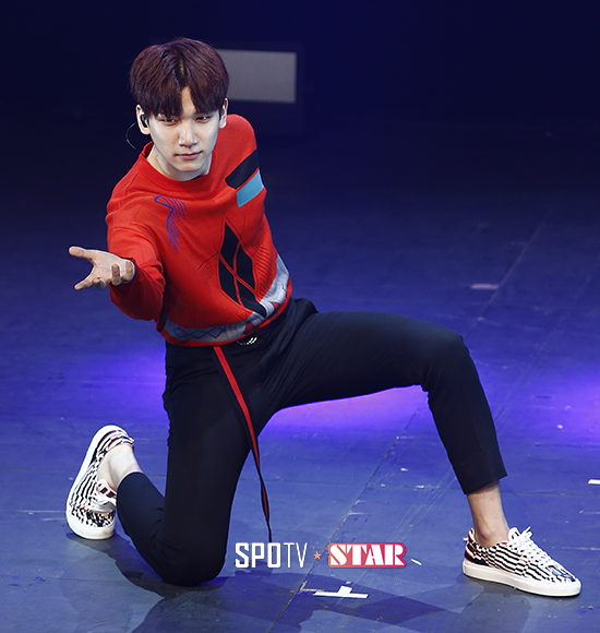 [포토S] 빅스 혁 '막내의 남다른 포즈'
