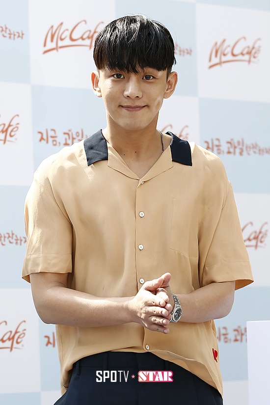 [포토S] 유아인 '묘한 매력'