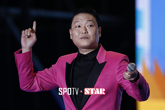 [포토S] 강남에 뜬 싸이