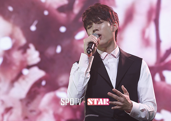 [포토S] 이별을 노래하는 인피니트 남우현
