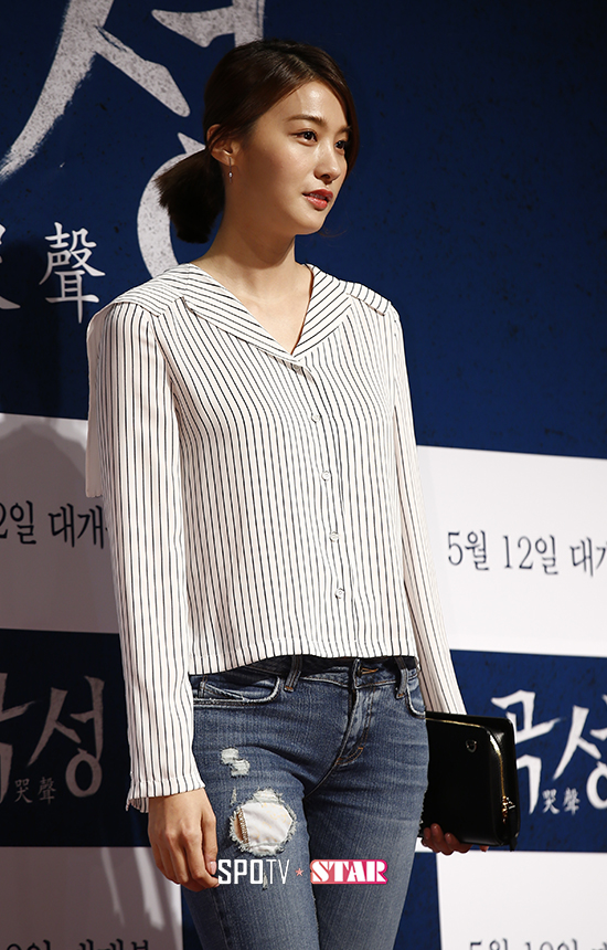 [포토S] 유인영 '무대에 오른 미녀배우'