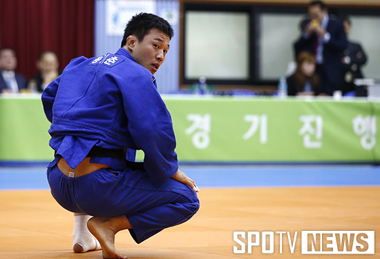 [포토S] 왕기춘 '안 풀려요'