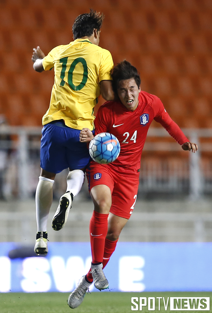 [포토S] 박한빈 '살살하자'