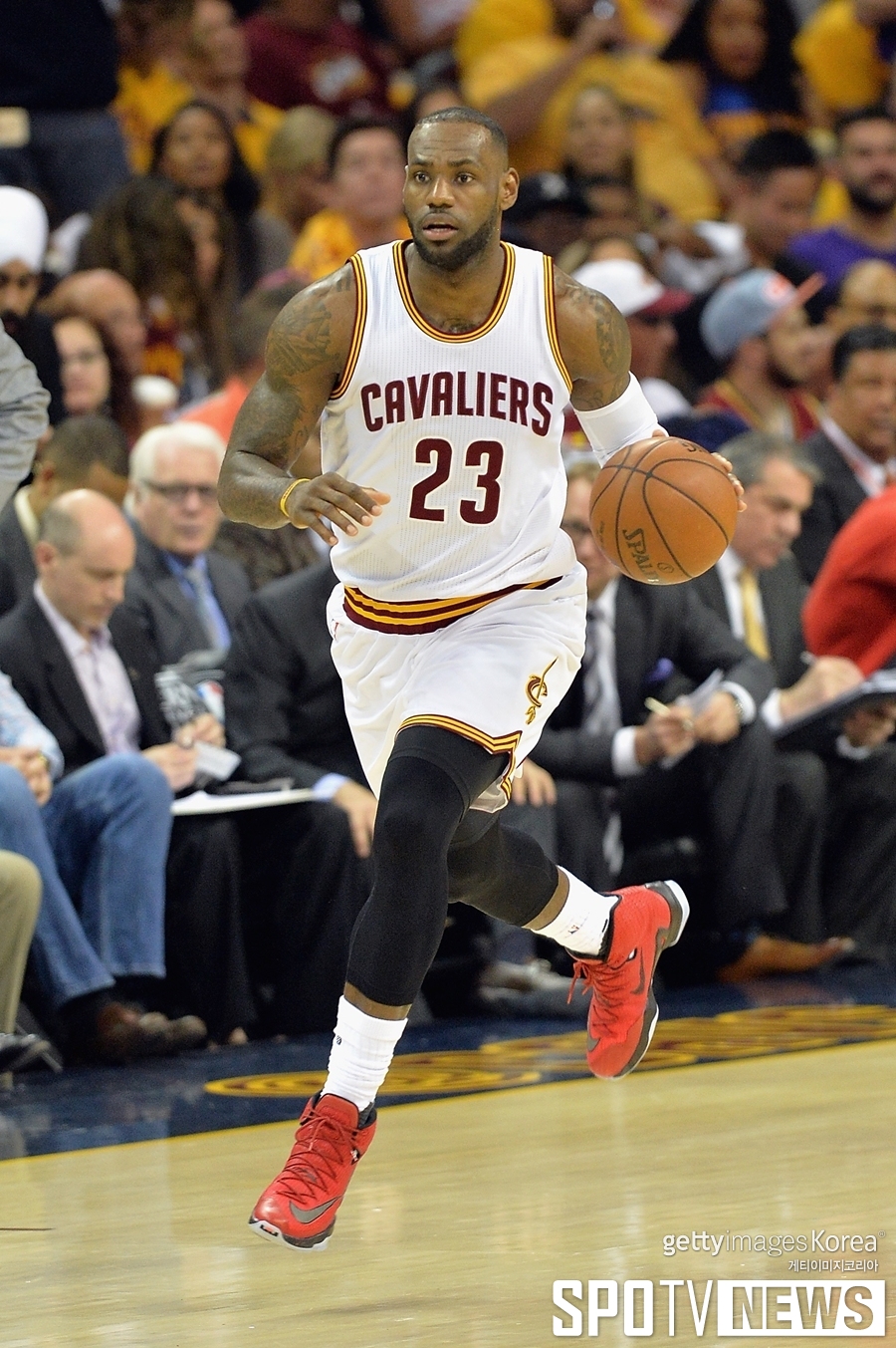 [Today's NBA] 르브론 제임스, '킹'이라 부르는 이유