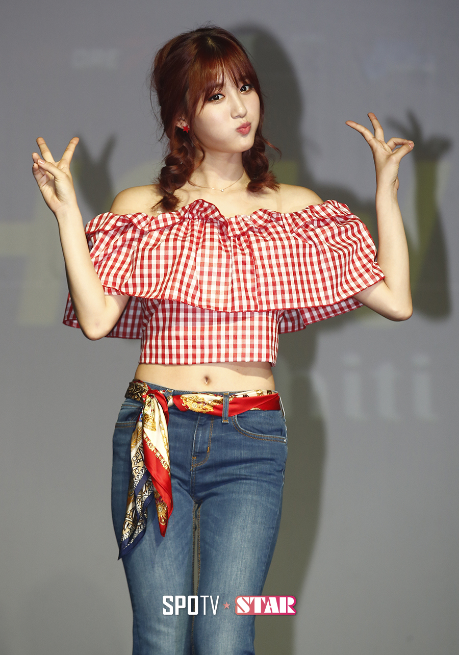 [포토S] 타히티 지수 '깜찍한 포즈'