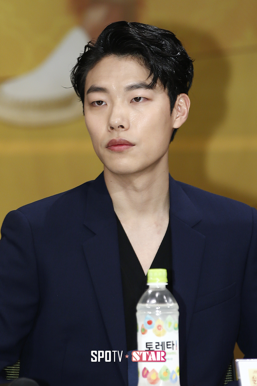 [포토S] 류준열 '남성미 물씬'