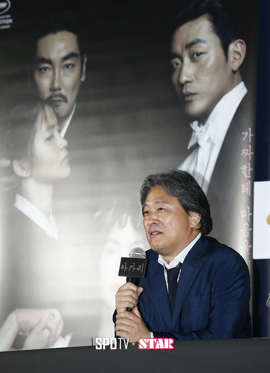 [포토S] 박찬욱 감독 '칸에서 돌아왔습니다'
