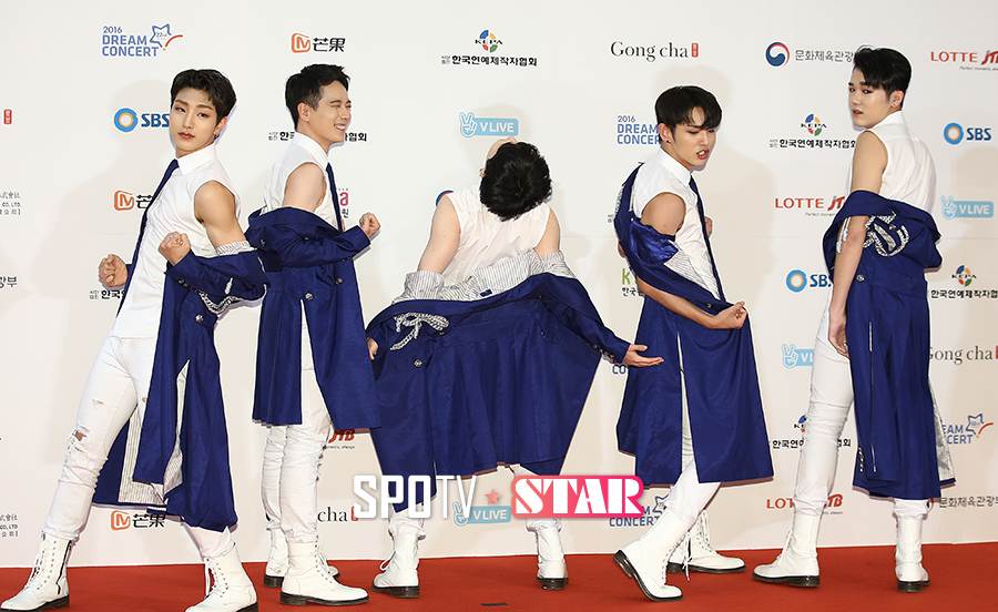 [포토S] 비아이지 '남자의 섹시미'