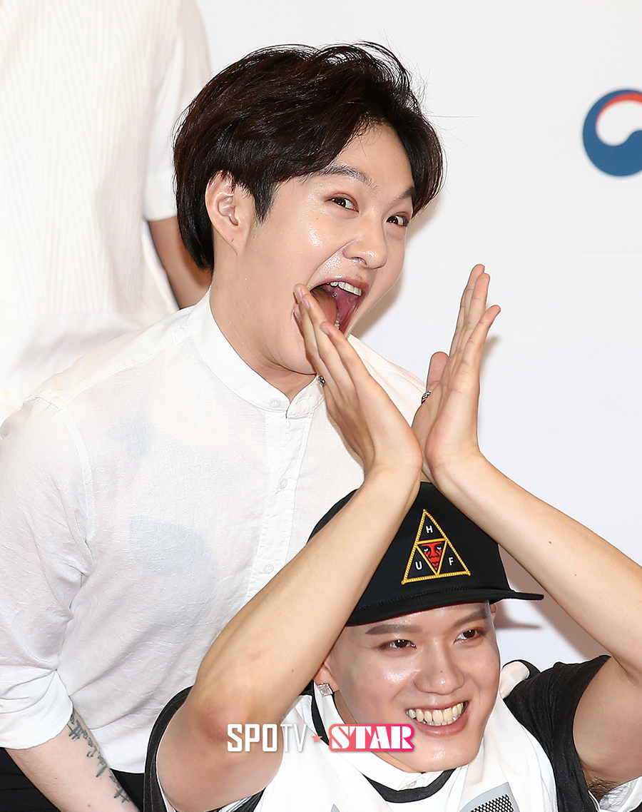 [포토S] 비투비 이창섭' 오늘도 실망시키지 않는 엽기 표정'