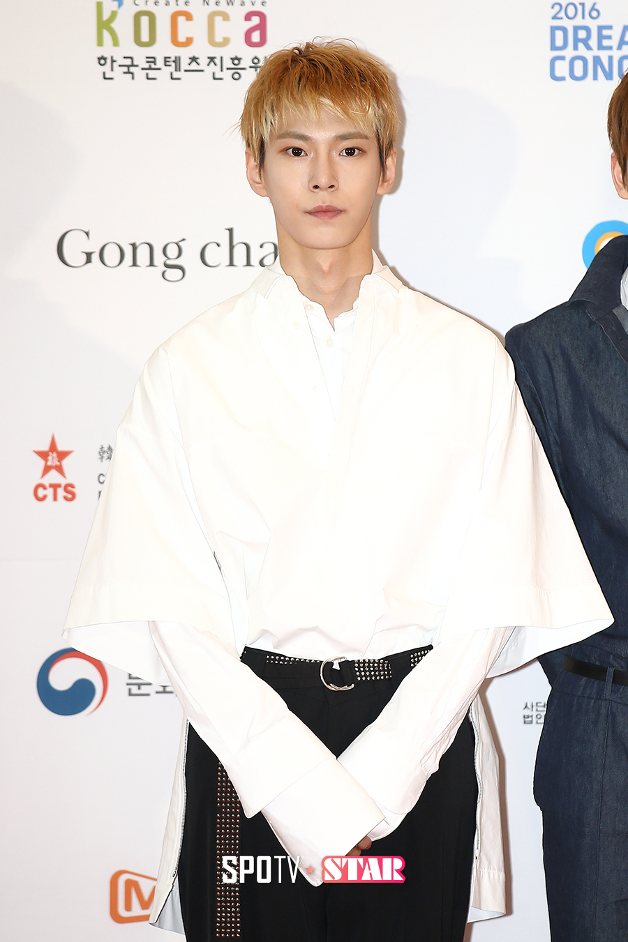 [포토S] NCT U 도영 '긴장한 표정'
